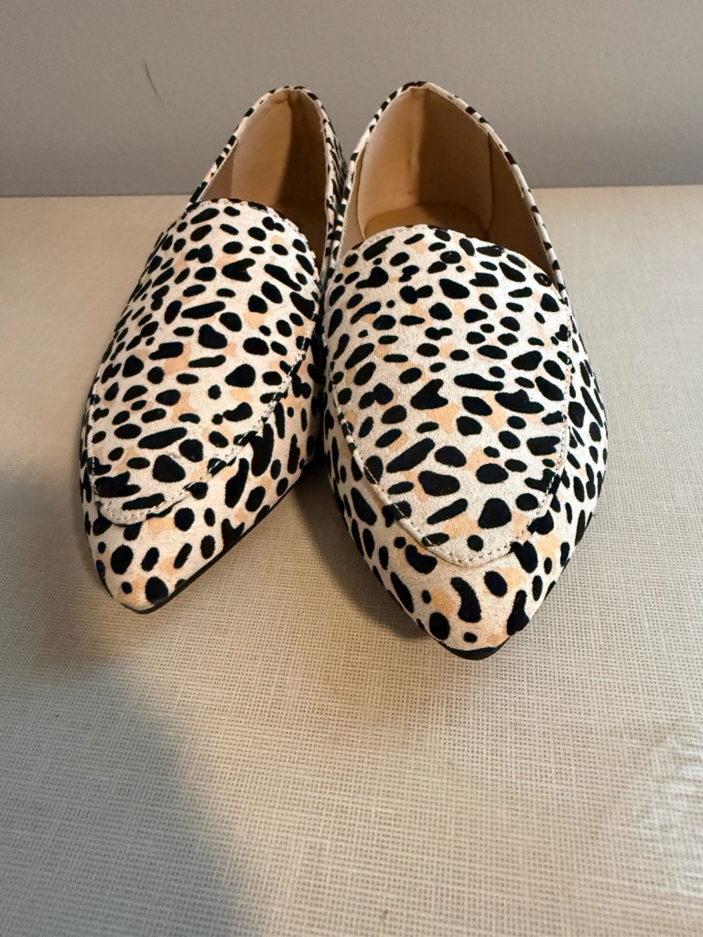 Qupid Pointed Toe Leopard / Animal Print Loafer Flats – Size 6-NWOT